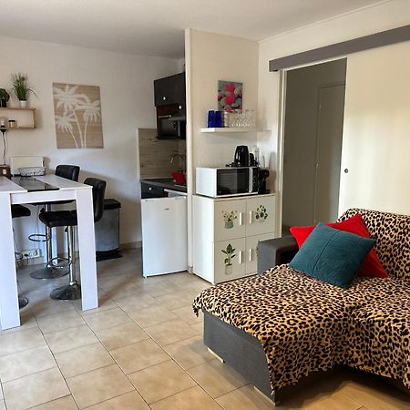 T2 Rdc A Canet En Roussillon Europa 4 Pers ,Piscine,Clim, Tennis, Parking Bagian luar foto