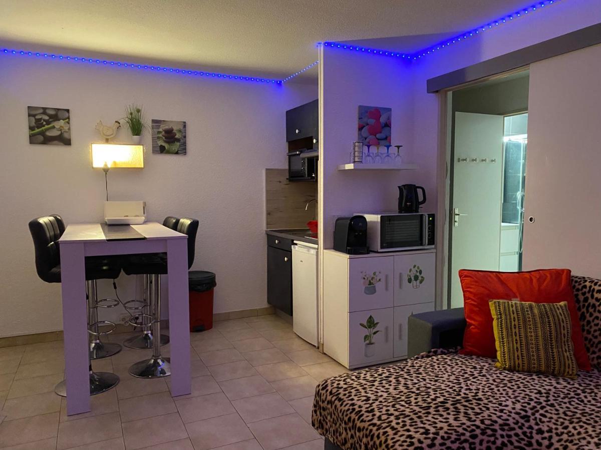 T2 Rdc A Canet En Roussillon Europa 4 Pers ,Piscine,Clim, Tennis, Parking Bagian luar foto