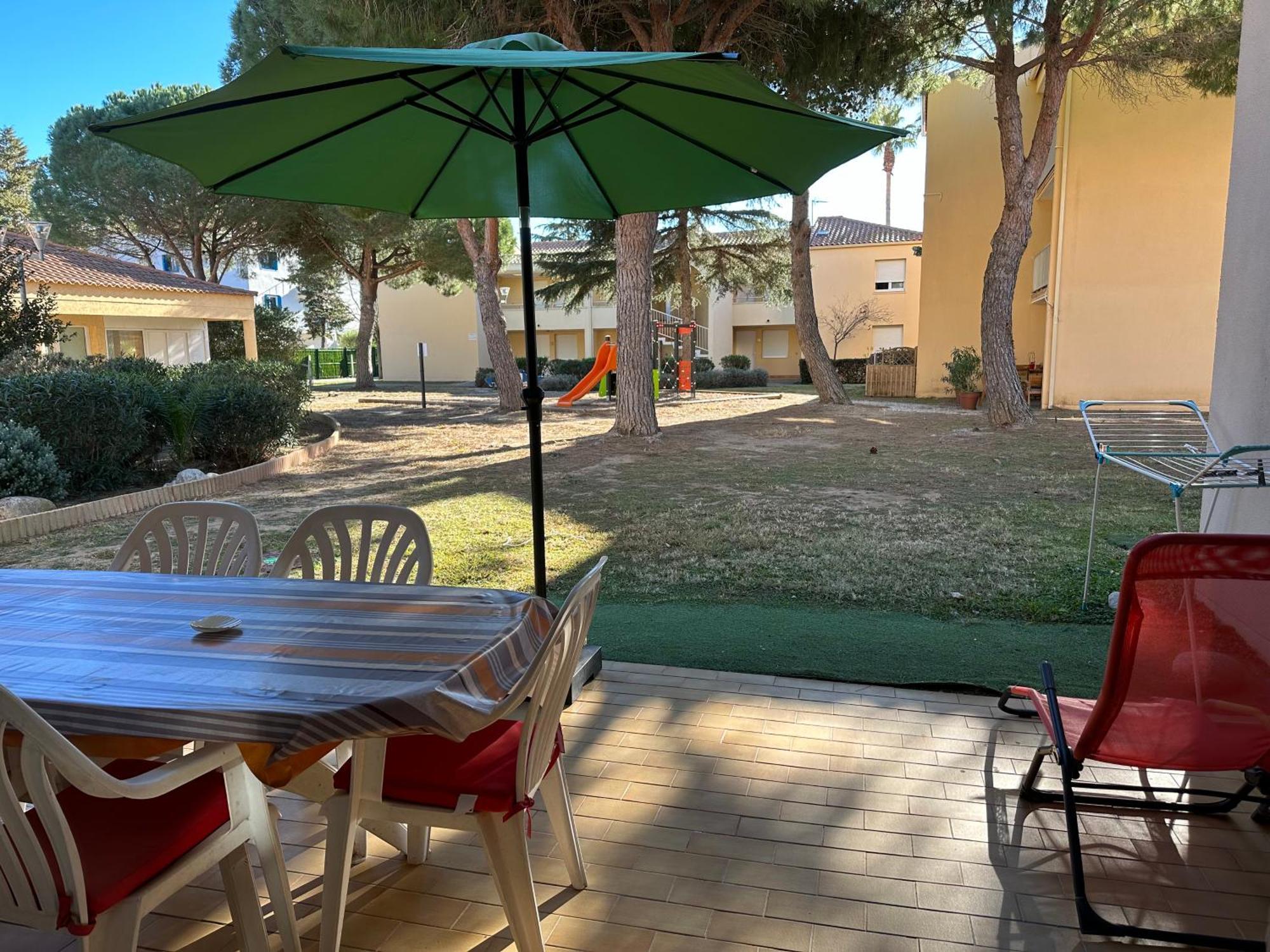 T2 Rdc A Canet En Roussillon Europa 4 Pers ,Piscine,Clim, Tennis, Parking Bagian luar foto