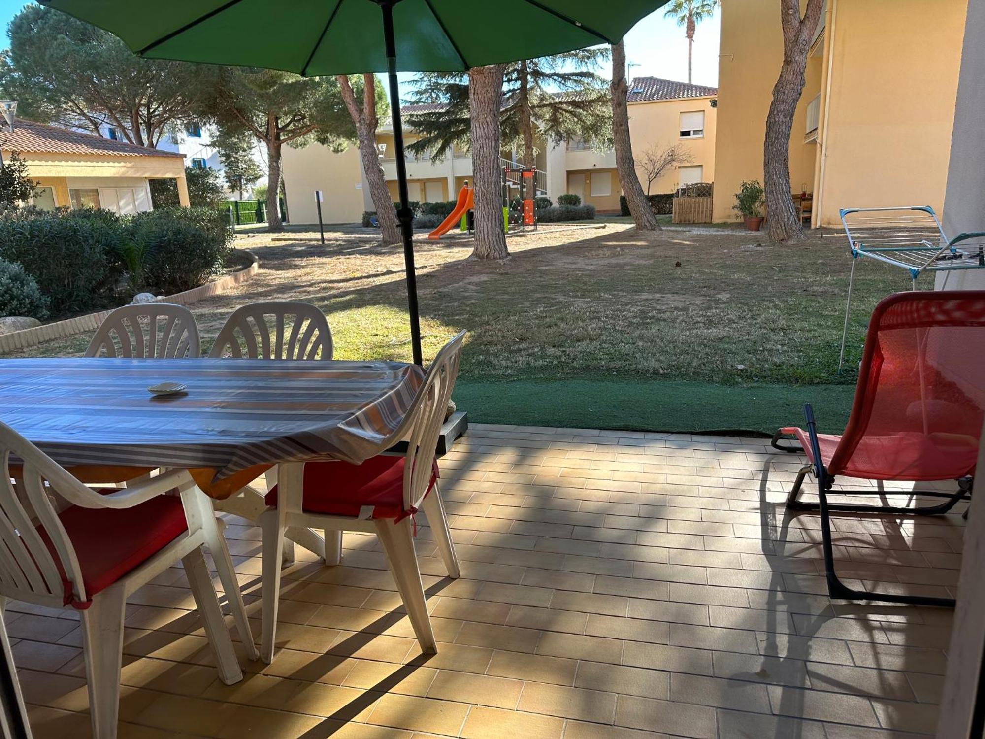 T2 Rdc A Canet En Roussillon Europa 4 Pers ,Piscine,Clim, Tennis, Parking Bagian luar foto