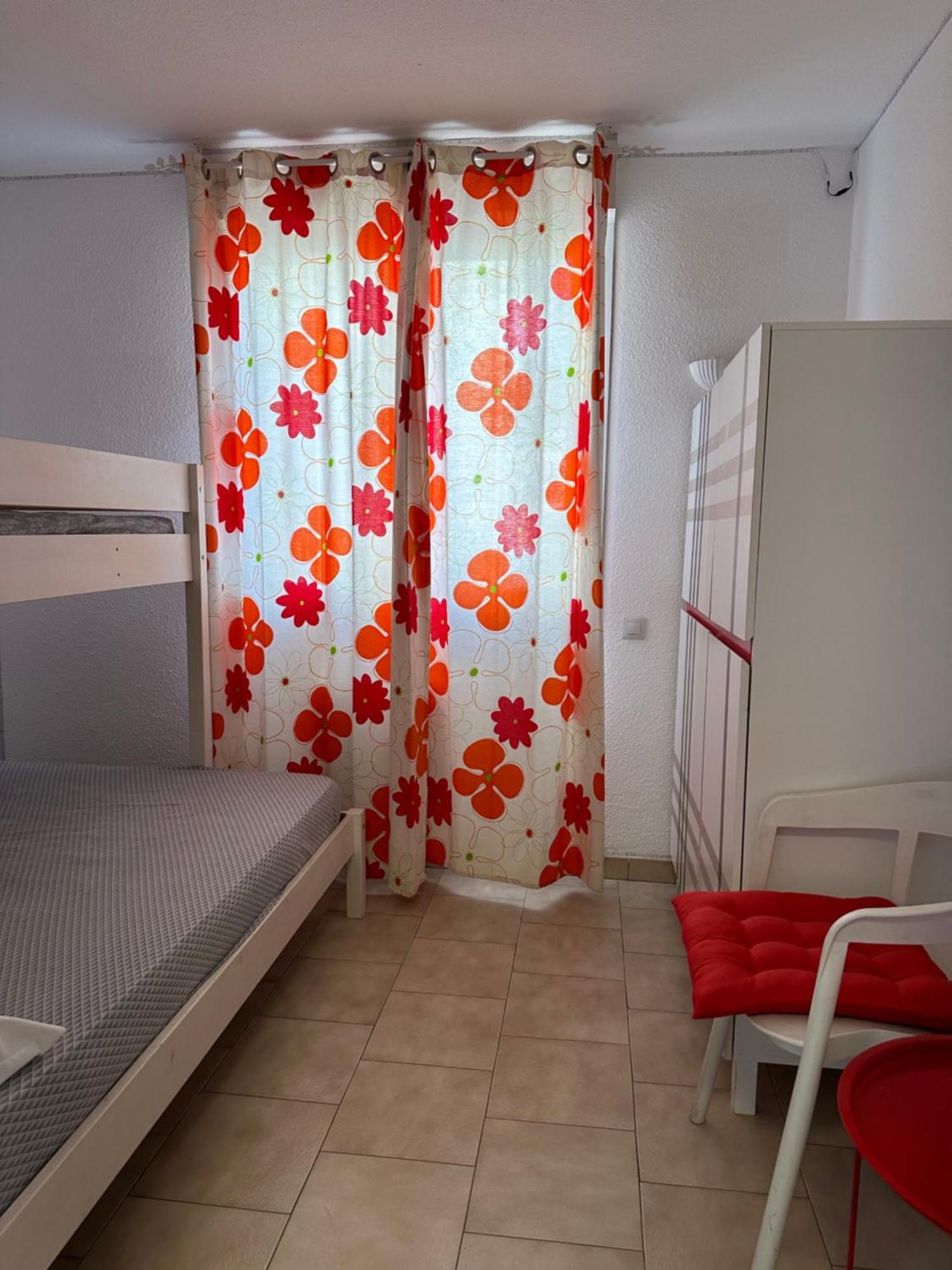 T2 Rdc A Canet En Roussillon Europa 4 Pers ,Piscine,Clim, Tennis, Parking Bagian luar foto
