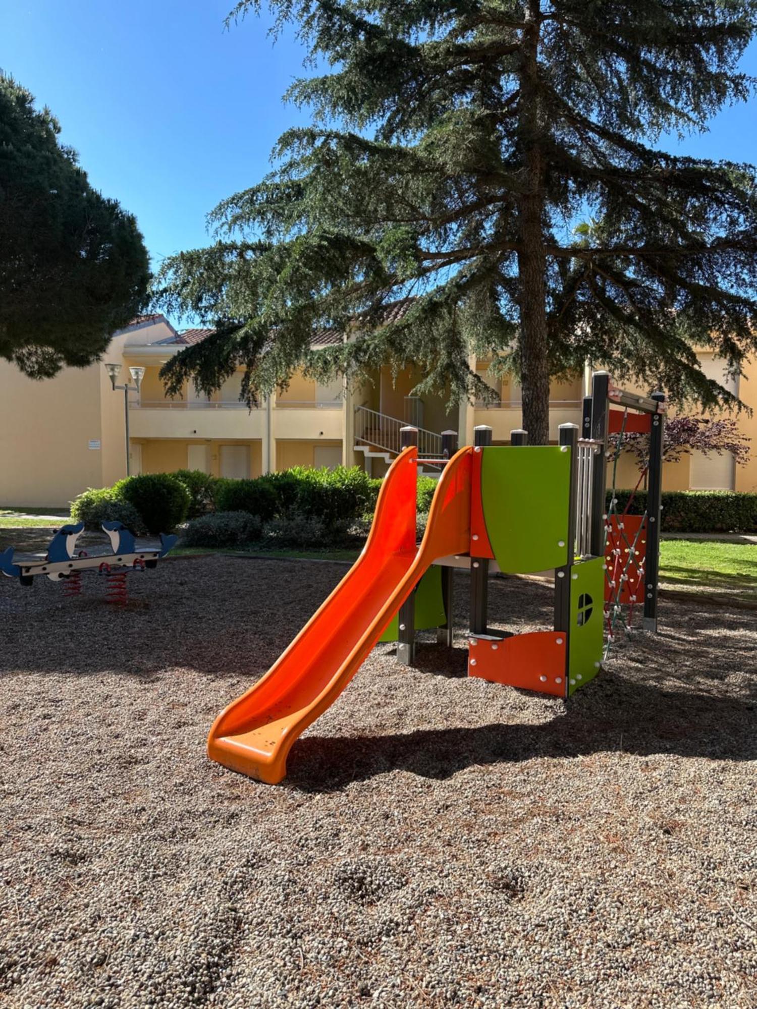 T2 Rdc A Canet En Roussillon Europa 4 Pers ,Piscine,Clim, Tennis, Parking Bagian luar foto