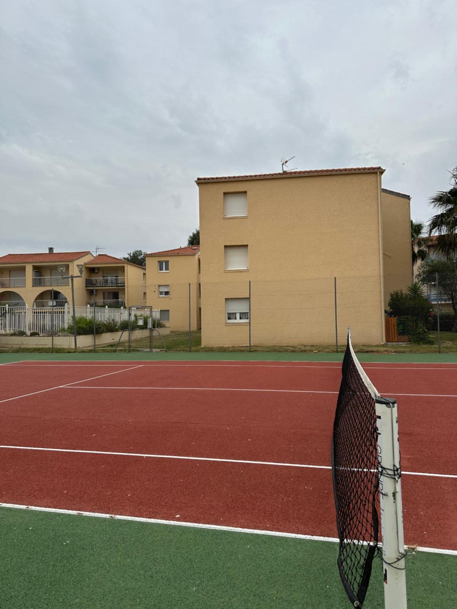 T2 Rdc A Canet En Roussillon Europa 4 Pers ,Piscine,Clim, Tennis, Parking Bagian luar foto